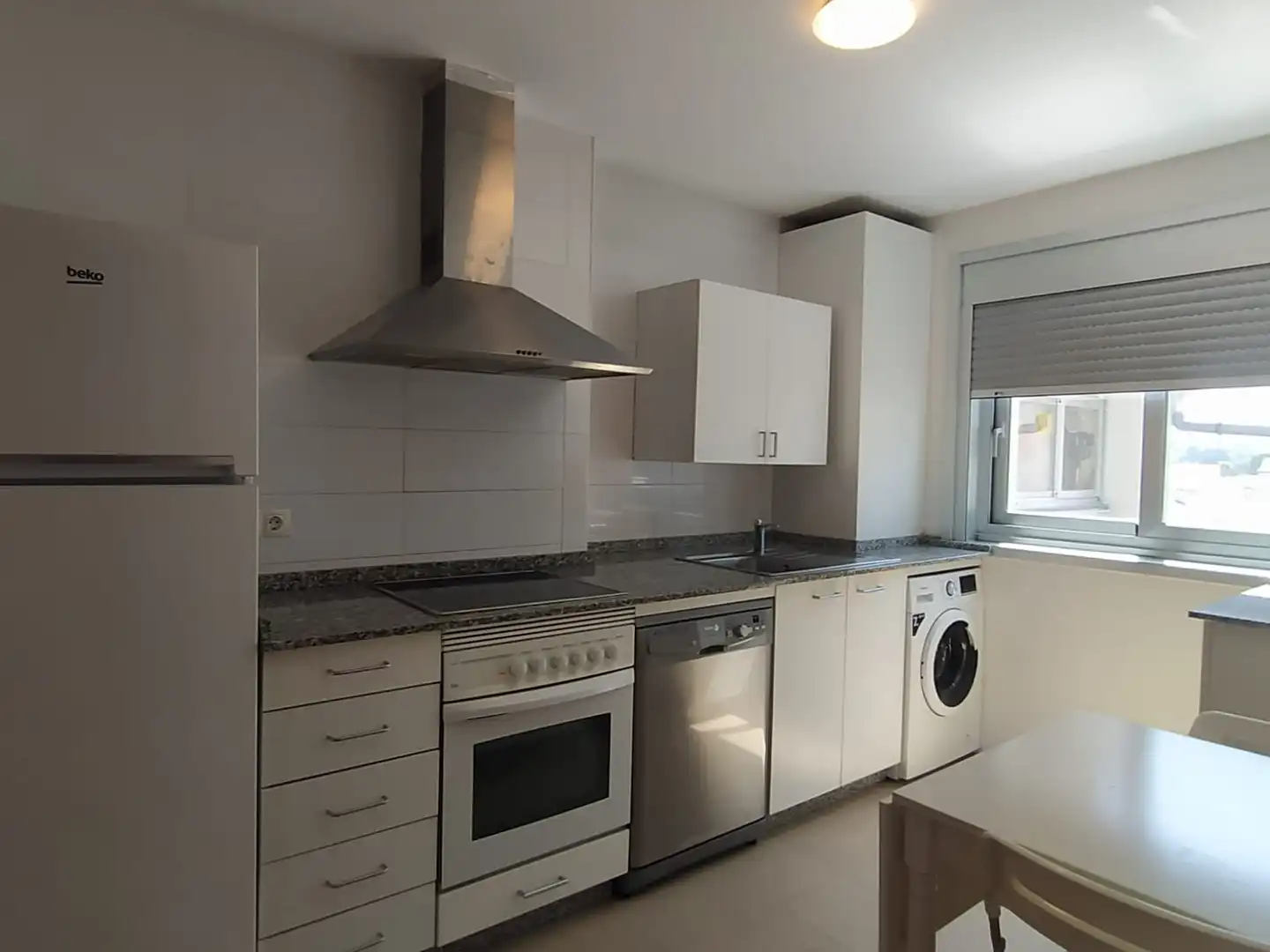 Cocina de Ático en venta en Cariño con Parquet, Amueblado y Horno