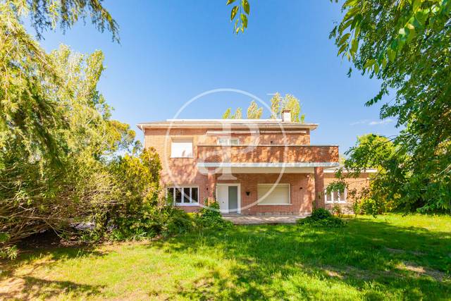 Casa-chalet en Venta en Villafranca del Castillo