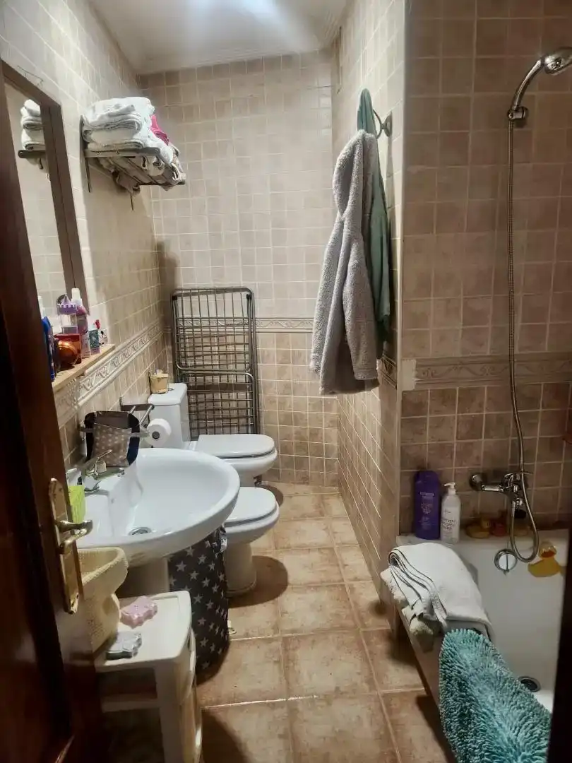 Baño de Casa o chalet en venta en Valverde de la Virgen con Balcón