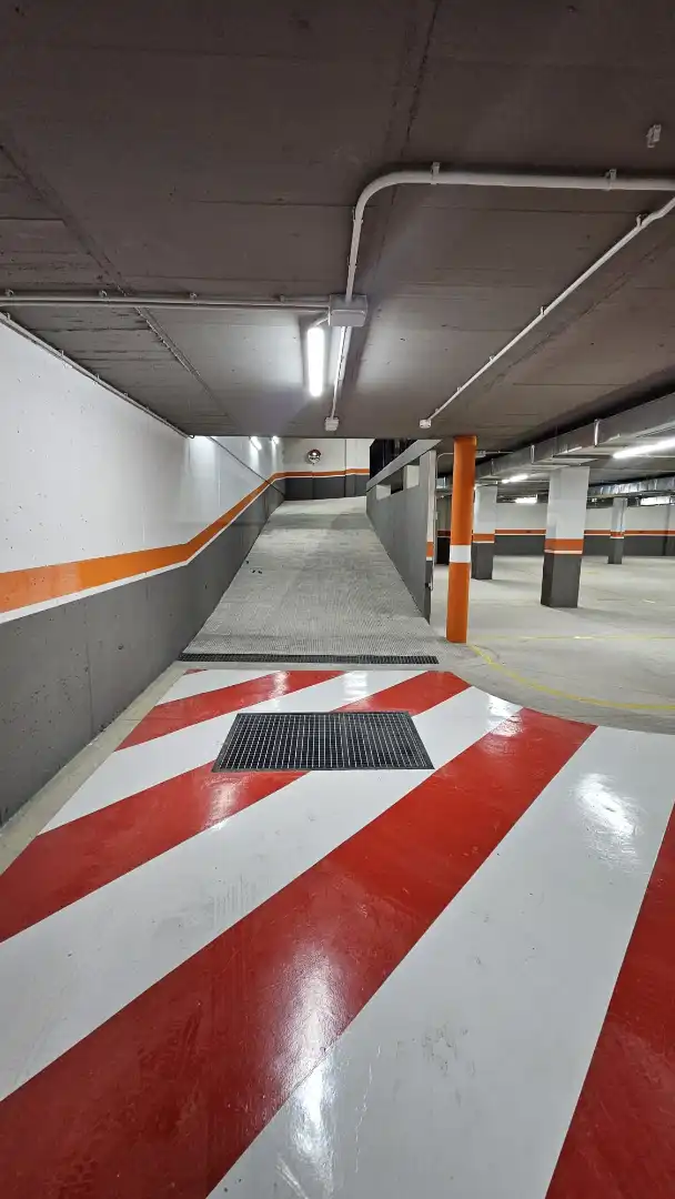 Individuel avec ascenseur à vendre à Carrer de la Comare Pilar Martí 9, imagen 2