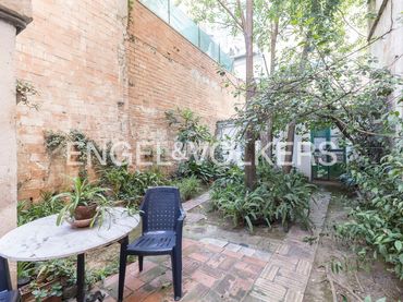 Adossat amb jardí en venda a Sarrià - Sant Gervasi