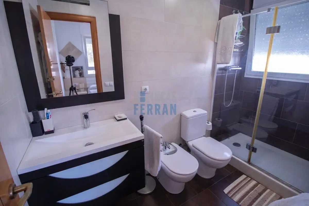 Bathroom of Houses for sale in El Vendrell  with Air Conditioner, Heating and Terrace