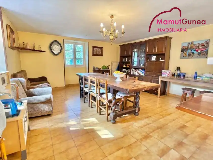 Comedor de Finca rústica en venta en Goizueta