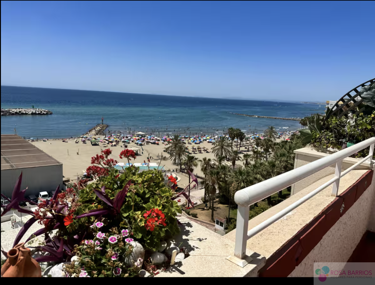 Attic for sale in Marbella  with Air Conditioner, Terrace and Storage room