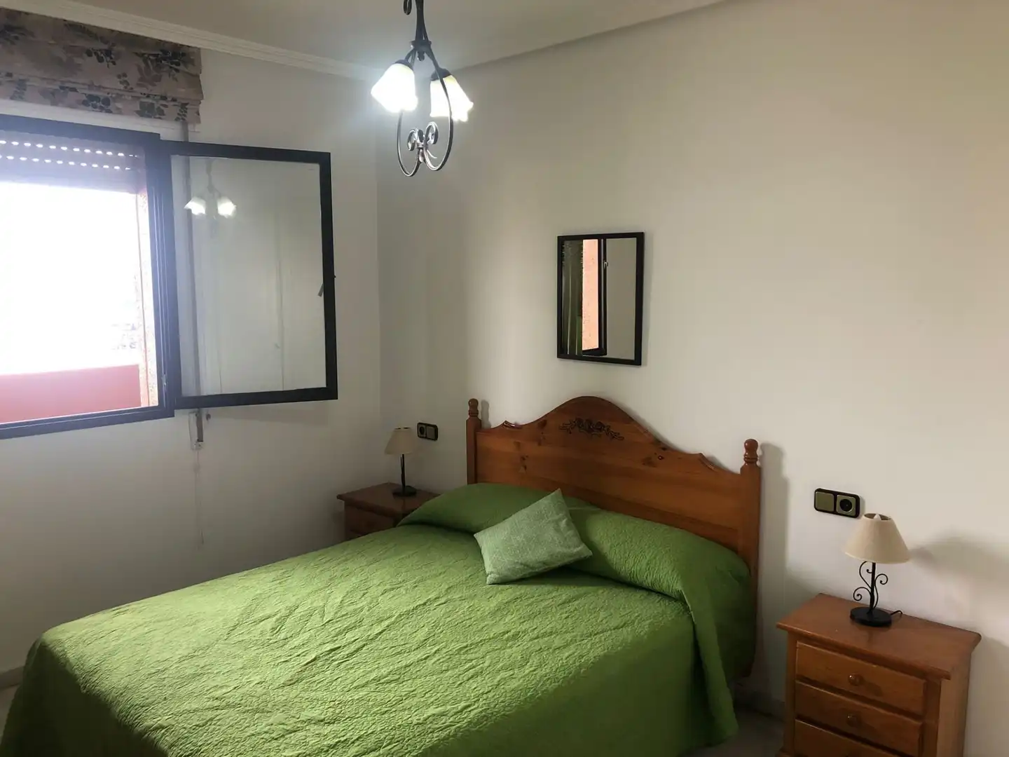 Habitación de Piso de alquiler en Algeciras con Amueblado