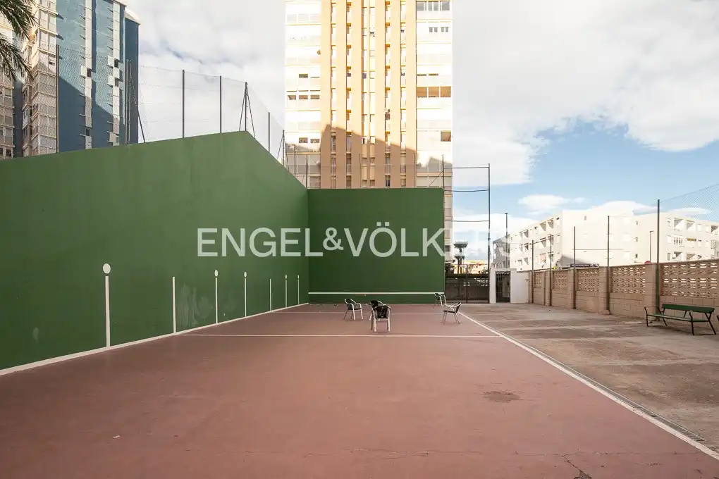 Terrasse von Wohnung zur Miete in La Pobla de Farnals mit Klimaanlage, Heizung und Privatgarten