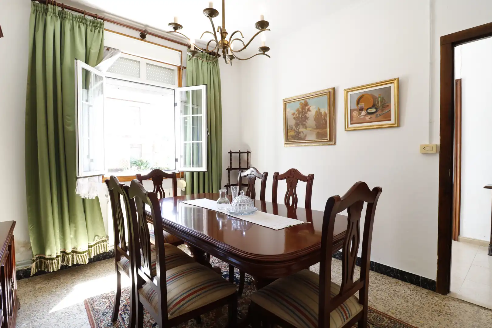 Comedor de Casa adosada en venta en Curtis con Calefacción, Jardín privado y Amueblado