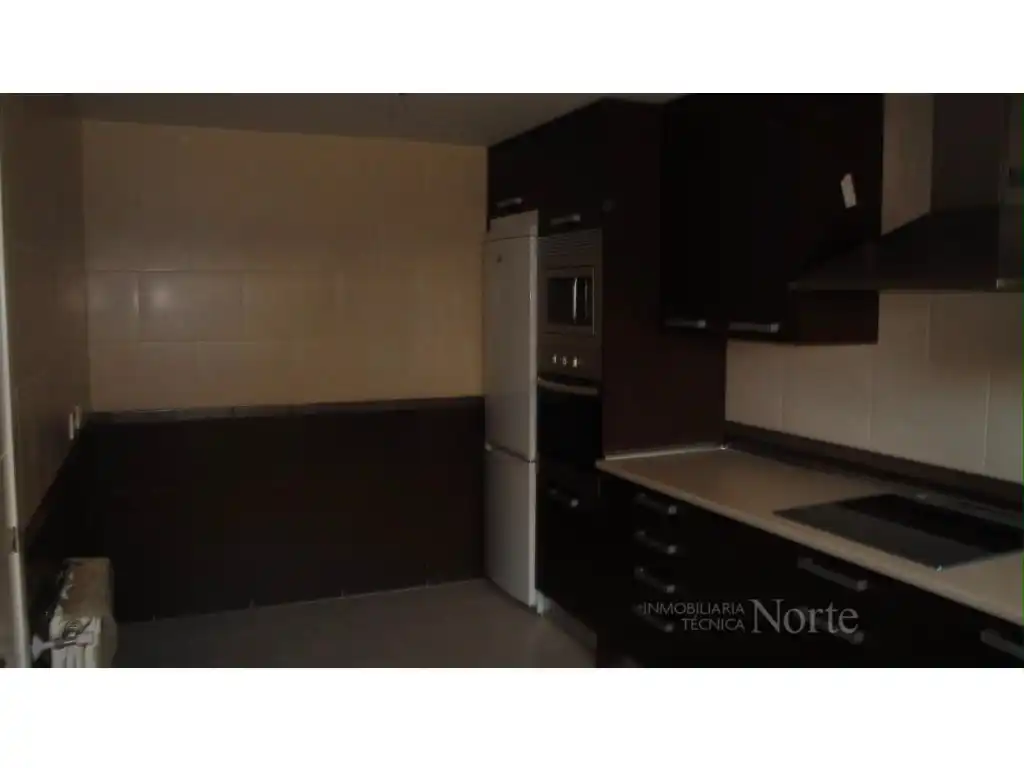 Houses for rent in Calle Bajada Al Lavadero, Valdeolmos-Alalpardo