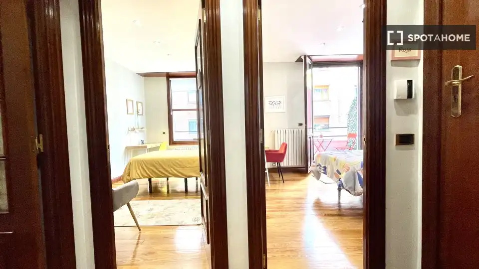 Room in Abandoibarra - Guggenheim