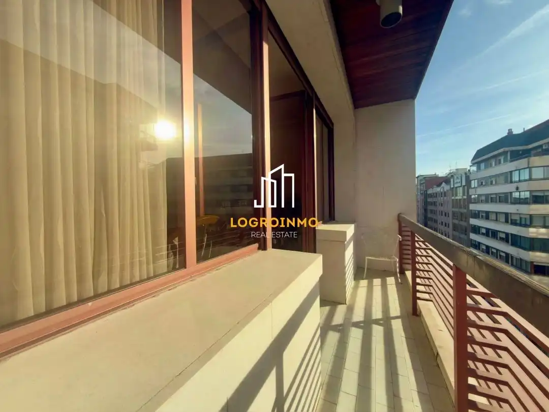 Terraza de Piso de alquiler en  Logroño con Calefacción y Terraza