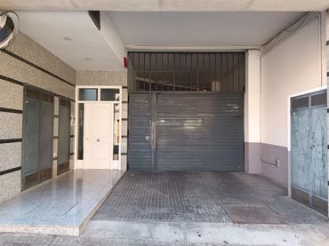 Individual for sale in Carrer de la Mare de Déu de Montserrat 74