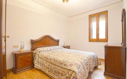 Bedroom of Flat for sale in Salamanca Capital  with Terrace and Balcony