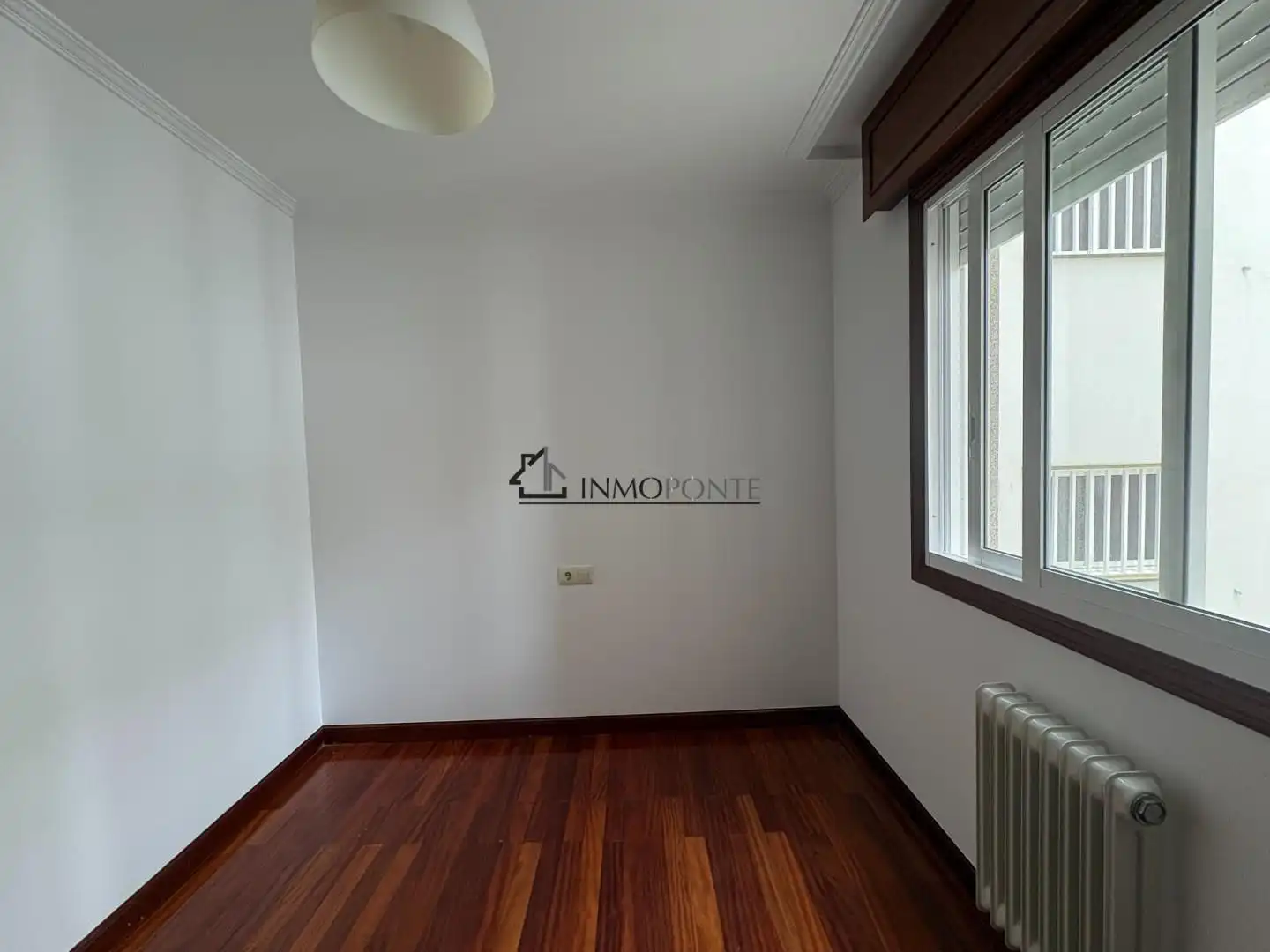 Sala de estar de Piso de alquiler en Pontevedra Capital  con Calefacción y Trastero