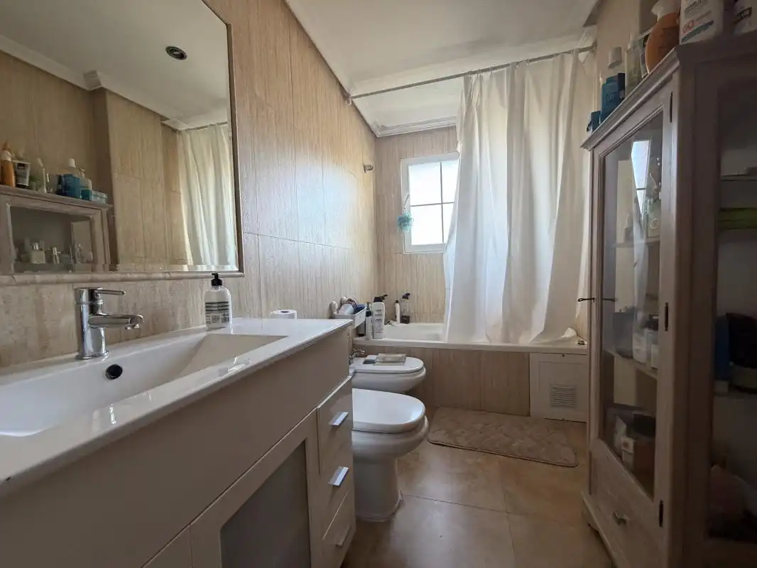 Bany de Casa o xalet en venda en Las Torres de Cotillas amb Aire condicionat, Calefacció i Terrassa