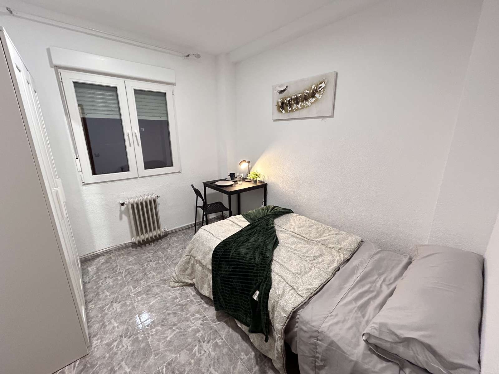 Bedroom of Flat to share in Fuenlabrada  with Air Conditioner and Terrace