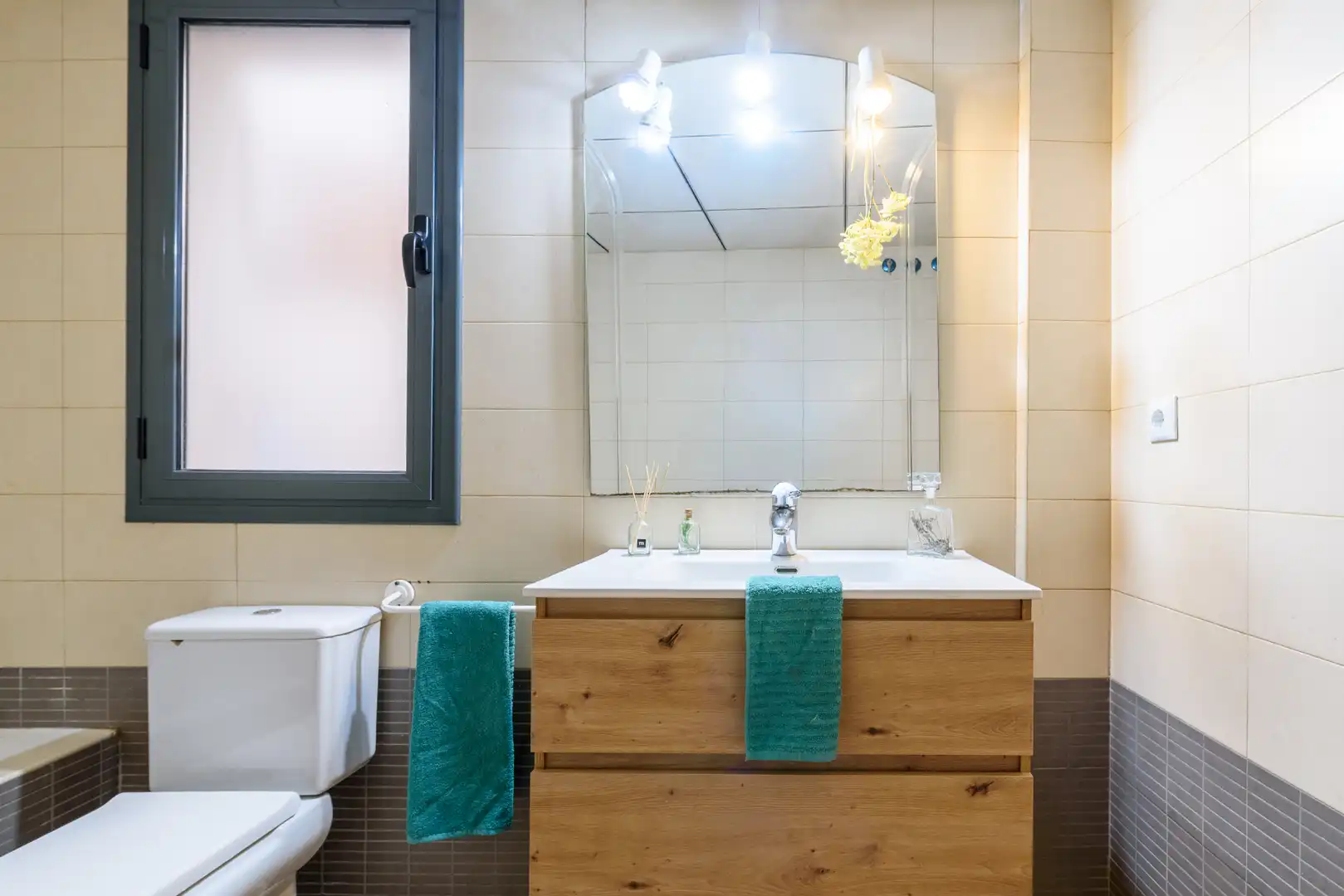 Baño de Piso en venta en La Pobla de Mafumet con Aire acondicionado, Calefacción y Terraza