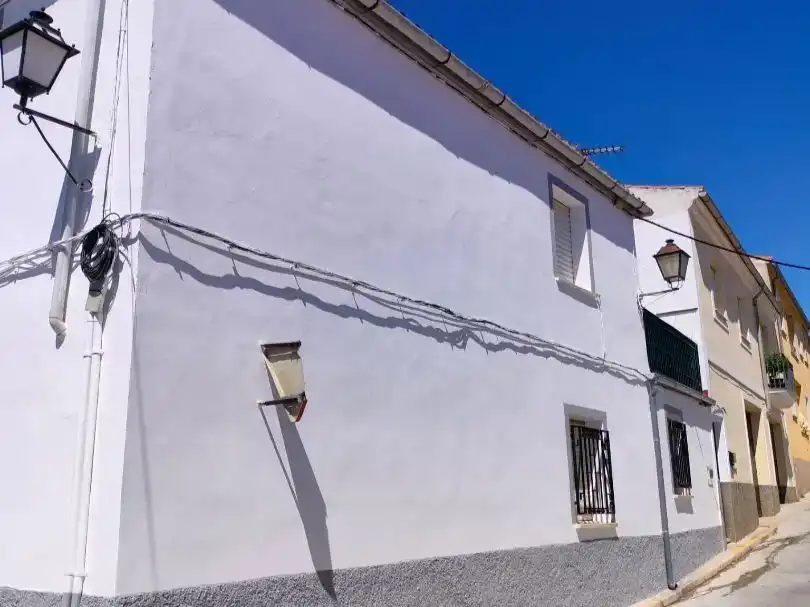 Exterior view of Flat for sale in Valencia de Alcántara