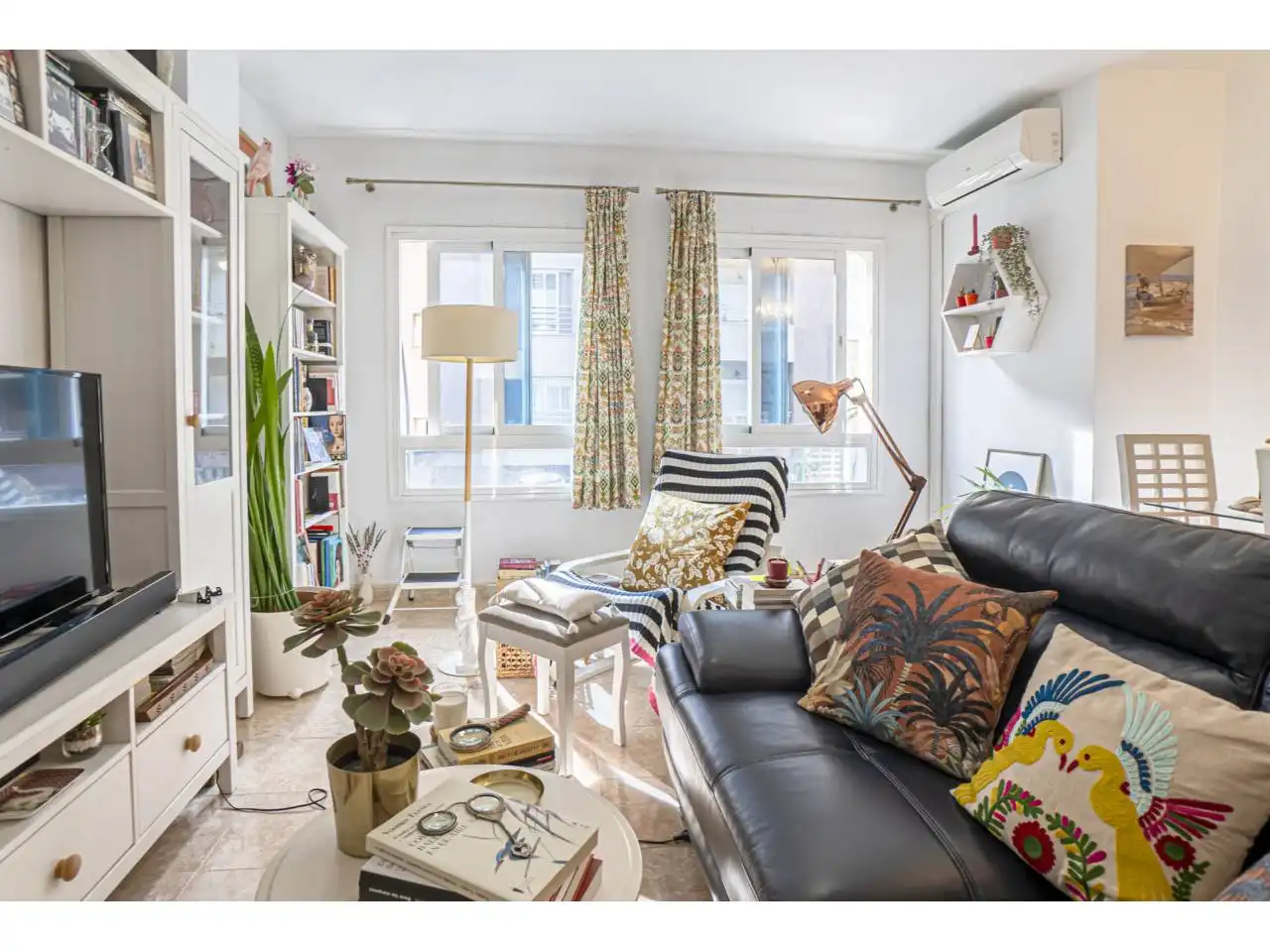 Sala de estar de Piso en venta en Rincón de la Victoria con Aire acondicionado