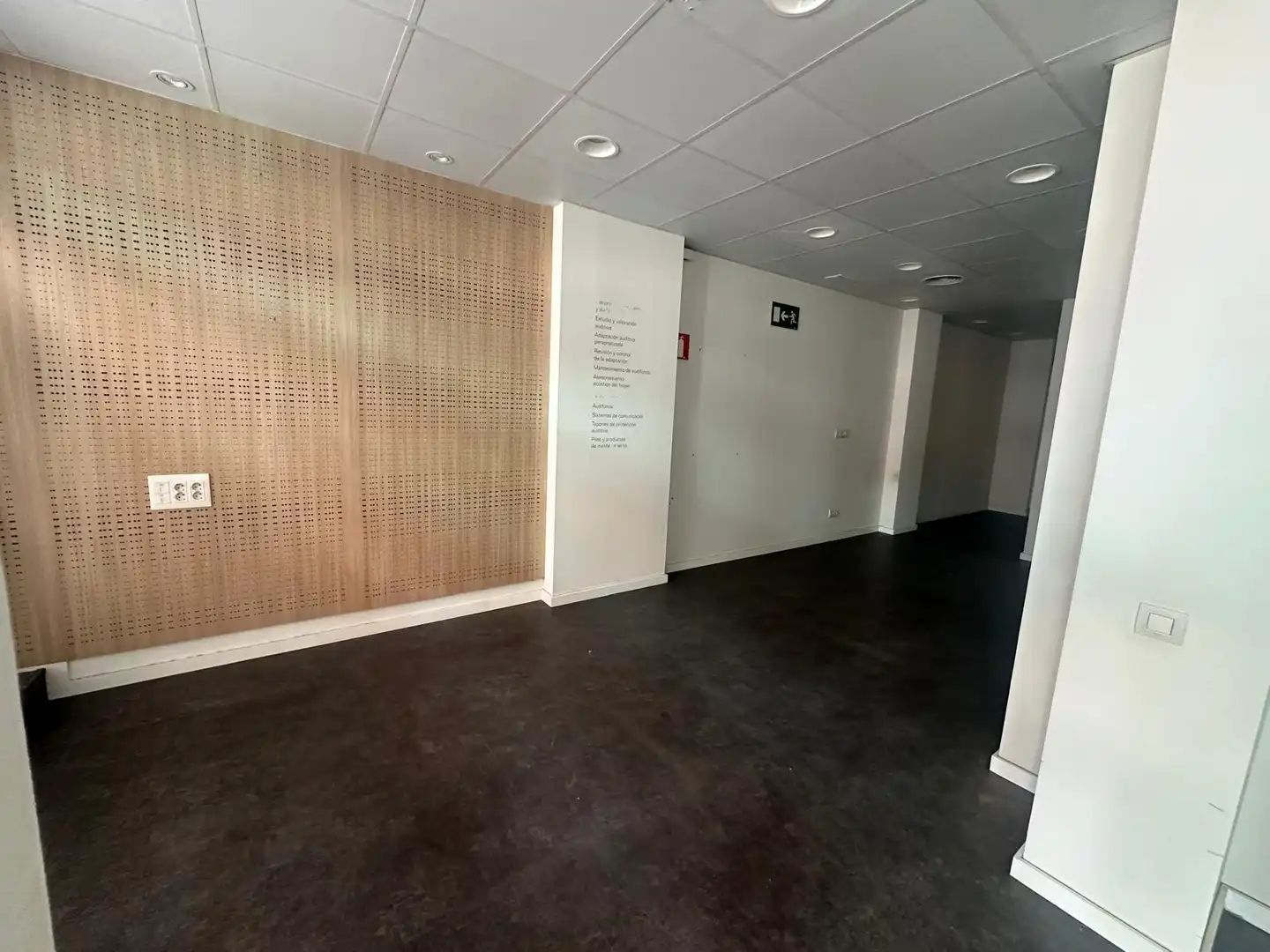 Local comercial en venta en Casco Urbano, imagen 2