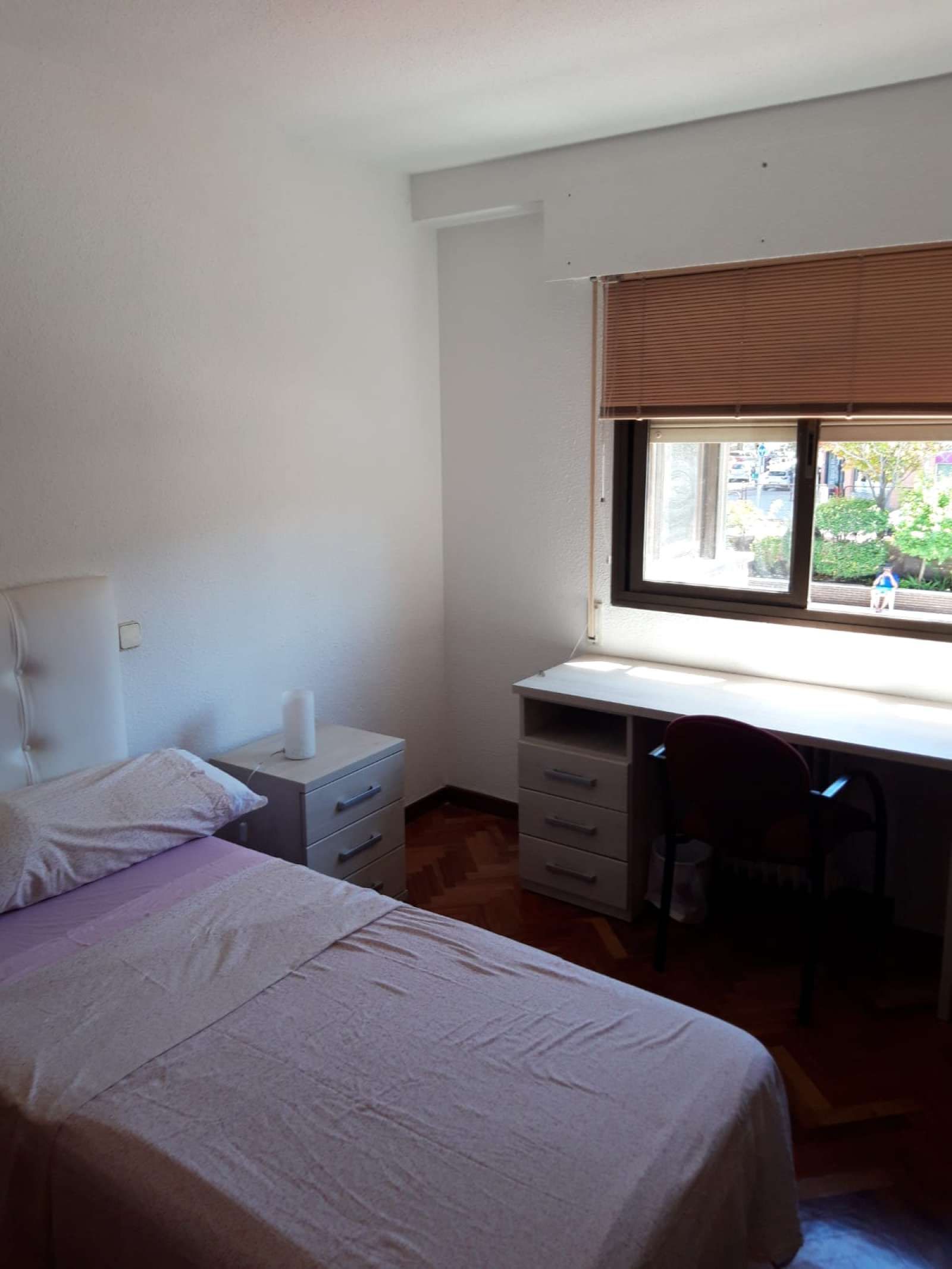 Flat to share in Rosas - Musas
