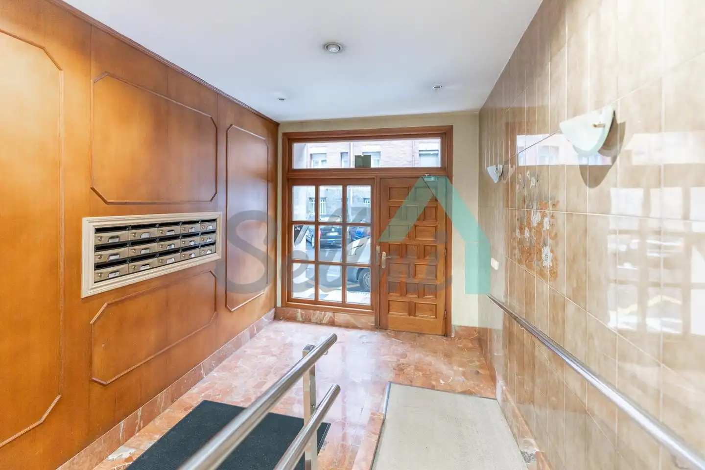 Flat for rent in Oviedo   with Parquet flooring and Furnished