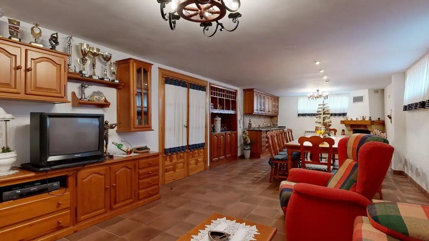 Casa o xalet en venda a Urbanizacion VALDEARENAS, Estación - San Antonio