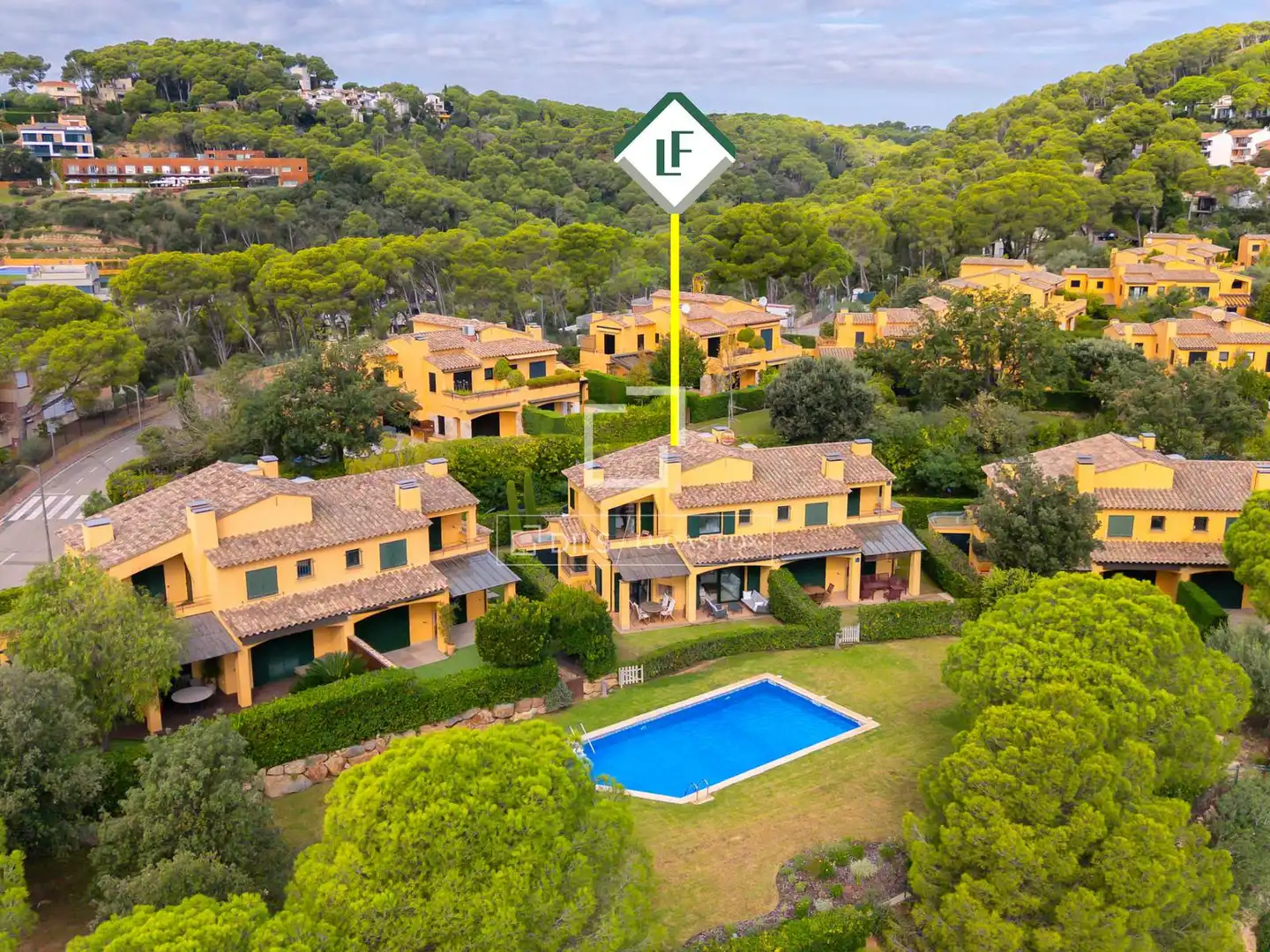 Vista exterior de Casa o xalet en venda en Palafrugell amb Aire condicionat, Calefacció i Jardí privat