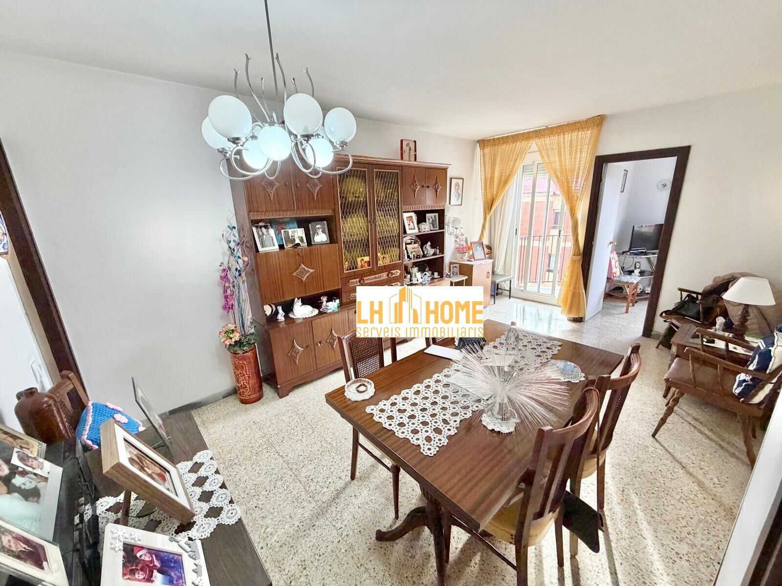 Dining room of Flat for sale in L'Hospitalet de Llobregat  with Balcony
