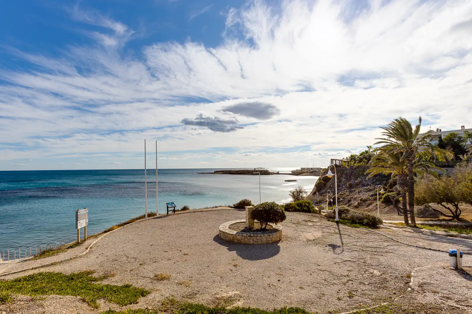 Vista exterior de Piso en venta en El Campello con Aire acondicionado, Terraza y Trastero