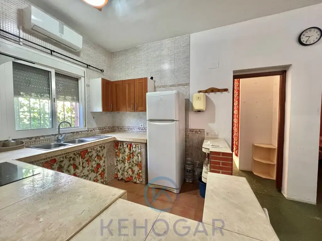 Küche von Residential zum Verkauf in Los Palacios y Villafranca