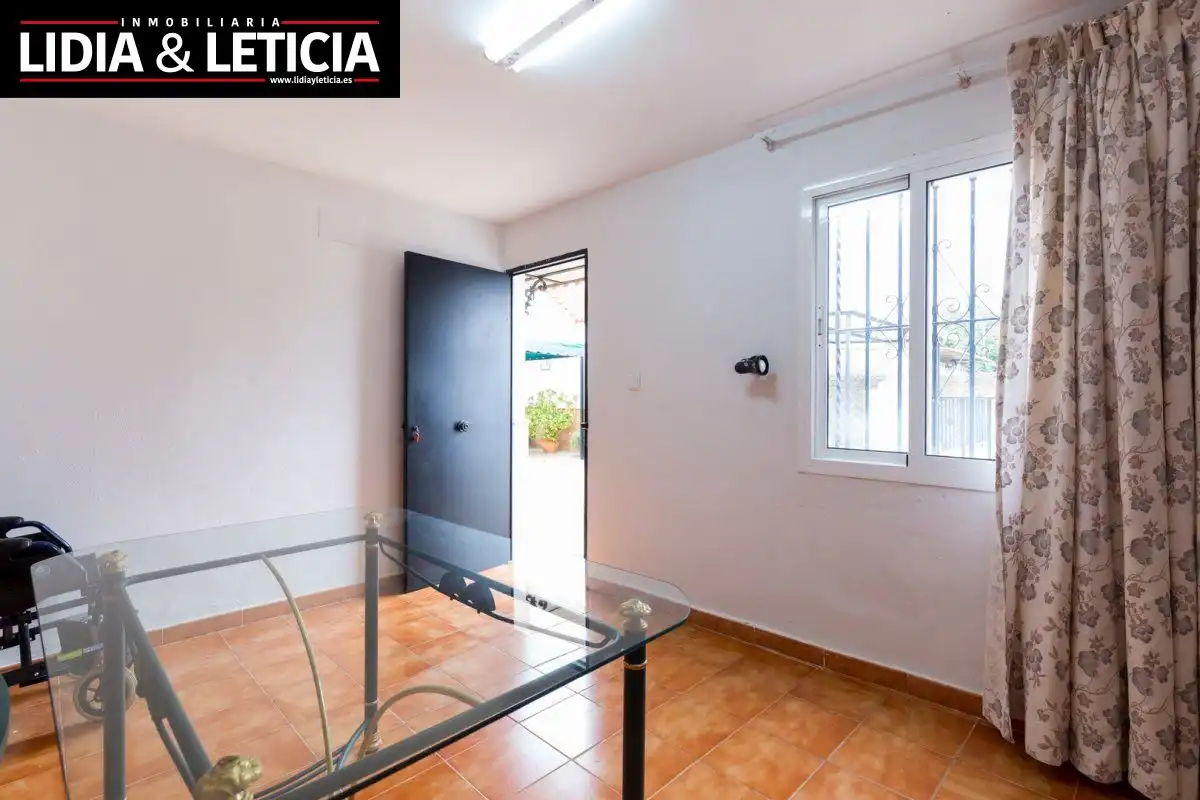 Casa o chalet en venta en Alcalá de Guadaira con Aire acondicionado, Calefacción y Jardín privado