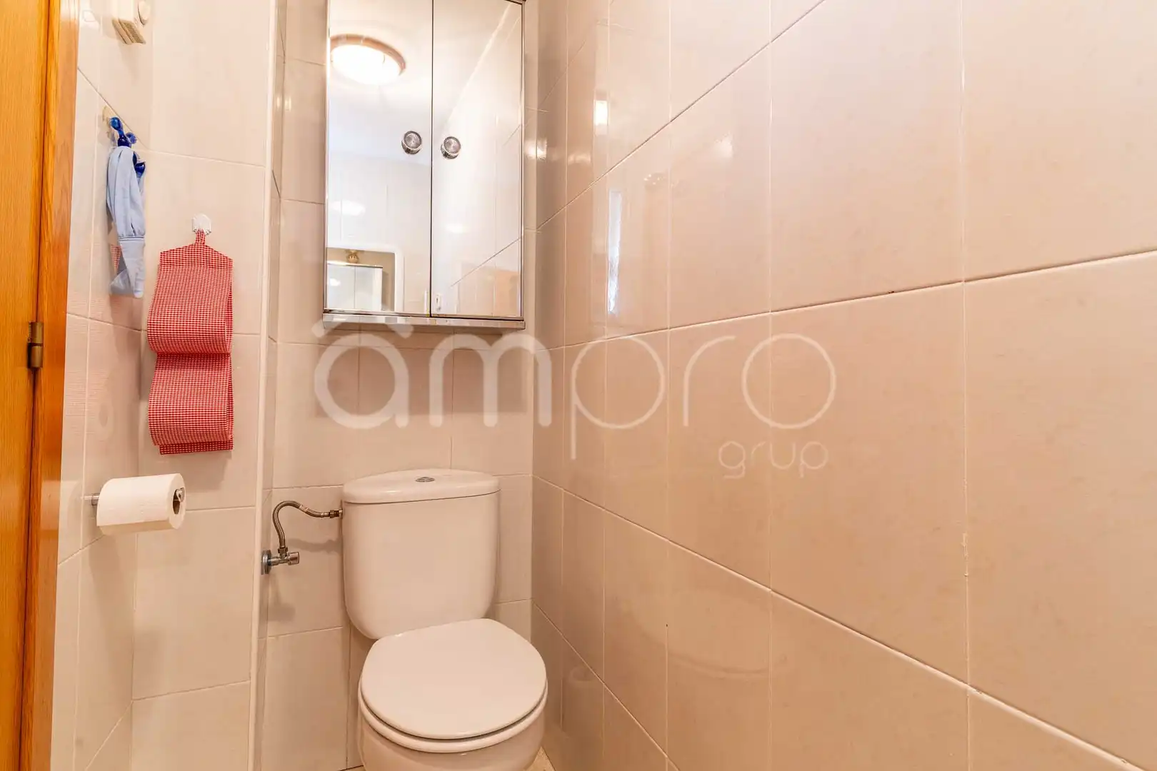 Bathroom of Flat for sale in Torredembarra  with Terrace, Storage room and Swimming Pool