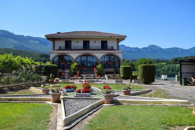 Casa-chalet en Venta en Valle de Mena