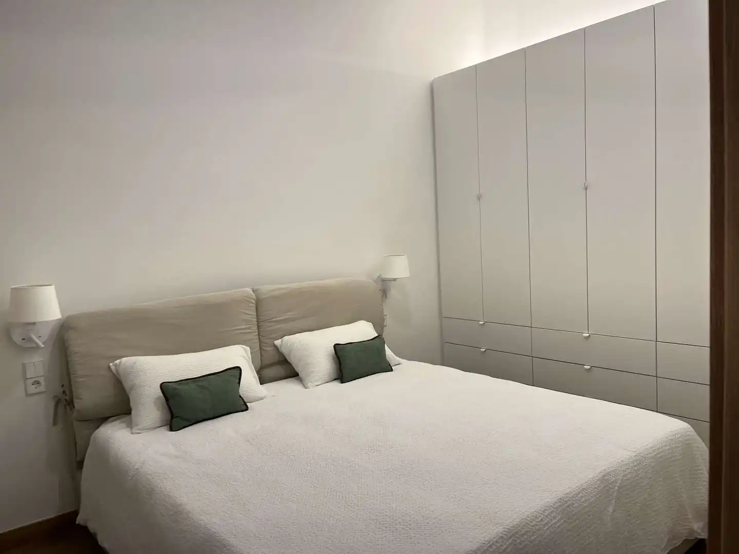 Bedroom of Study for share in Bilbao   with Air Conditioner, Terrace and Furnished