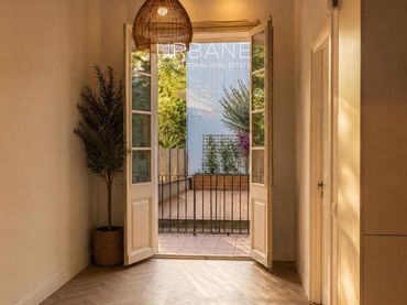 Wohnung mit Balkon zum Verkauf in Carrer Joan Blanques