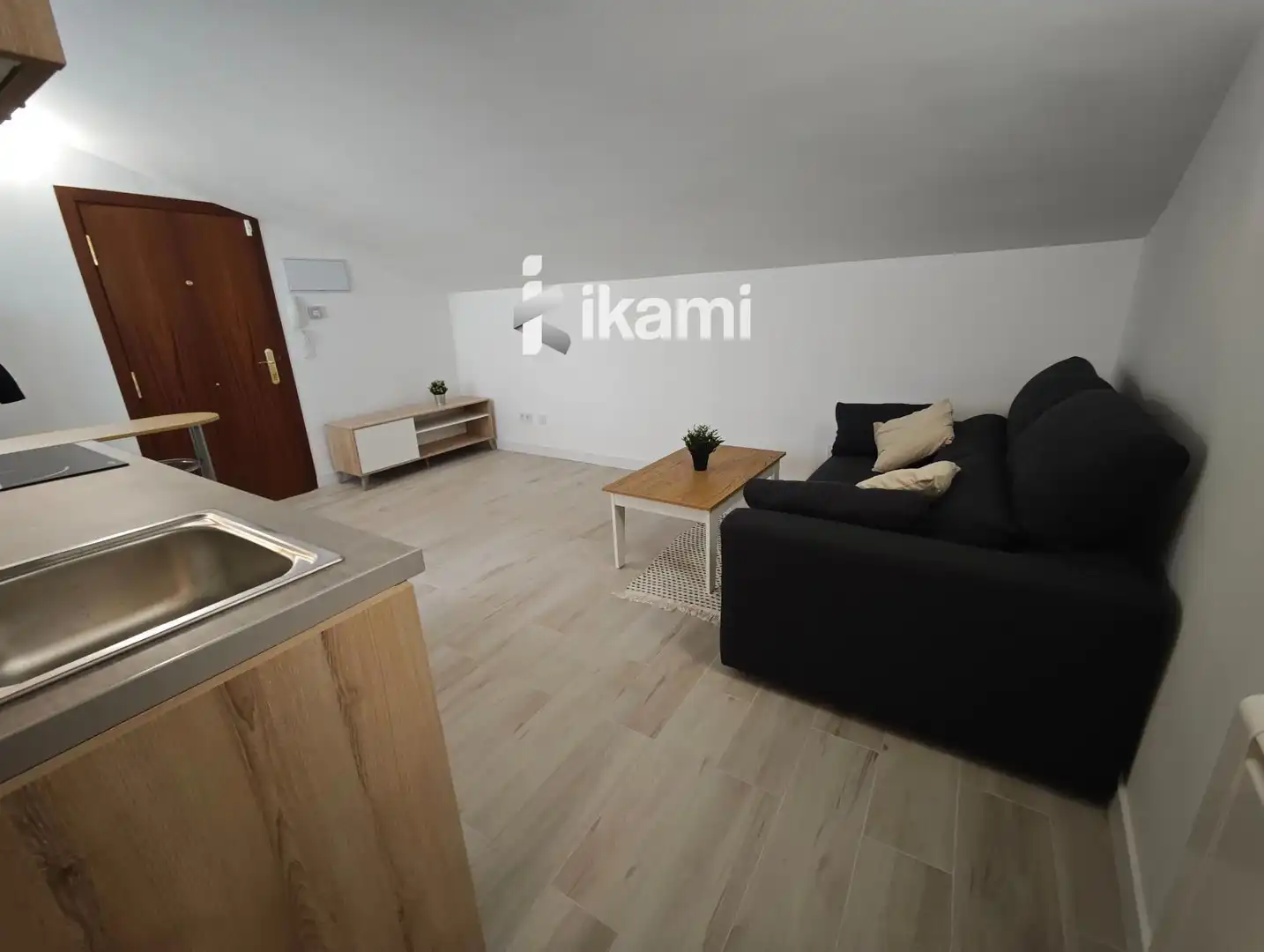 Habitación de Piso en venta en Madrid con Calefacción y Alarma