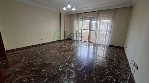 Foto 2 de Pis de lloguer a Santa Marina, Badajoz Capital