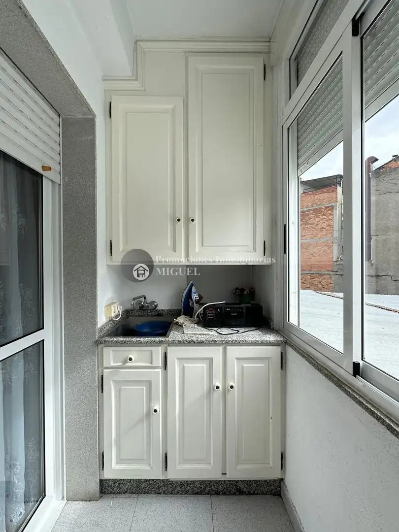 Kitchen of Flat for sale in Verín  with Heating, Terrace and Storage room