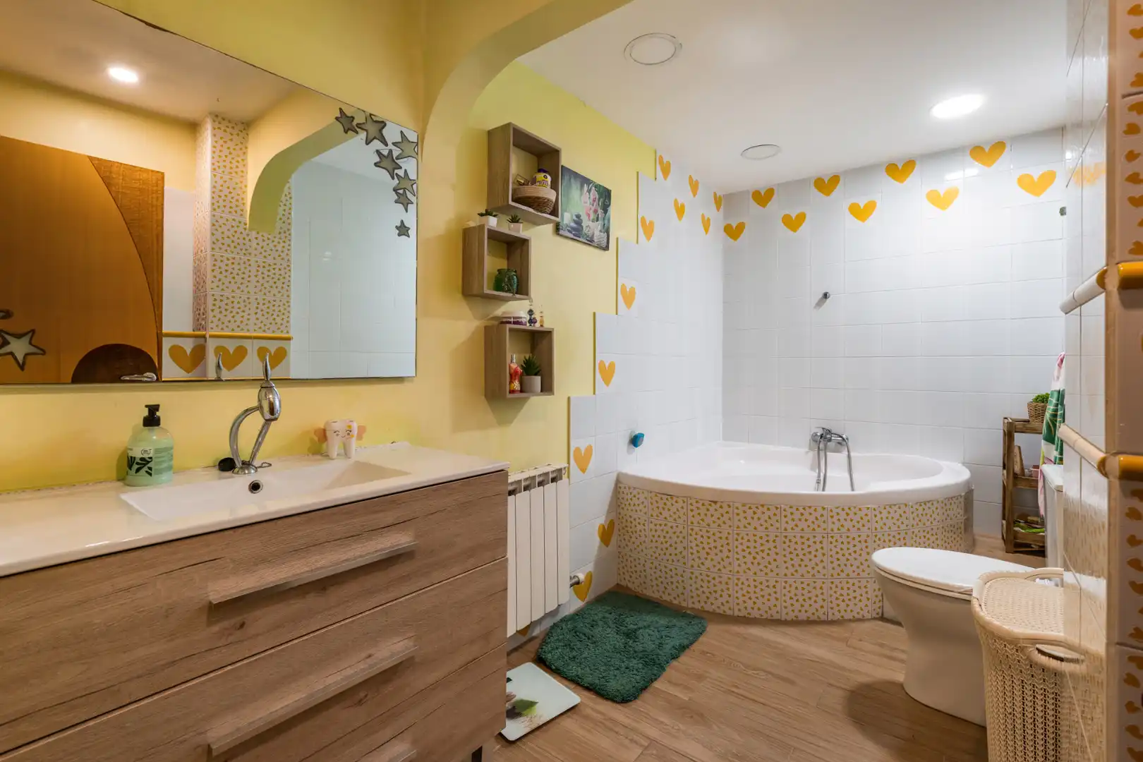 Baño de Piso en venta en Rubí con Calefacción, Terraza y Trastero