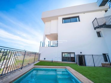 Maison mitoyenne avec piscine à vendre à Algorfa