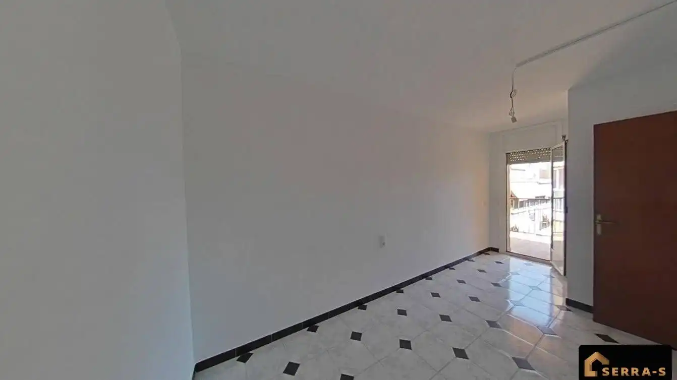Wohnung zum Verkauf in Mataró mit Balkon