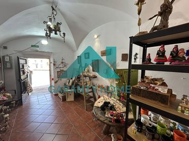 Local comercial en venda a Casco Antiguo