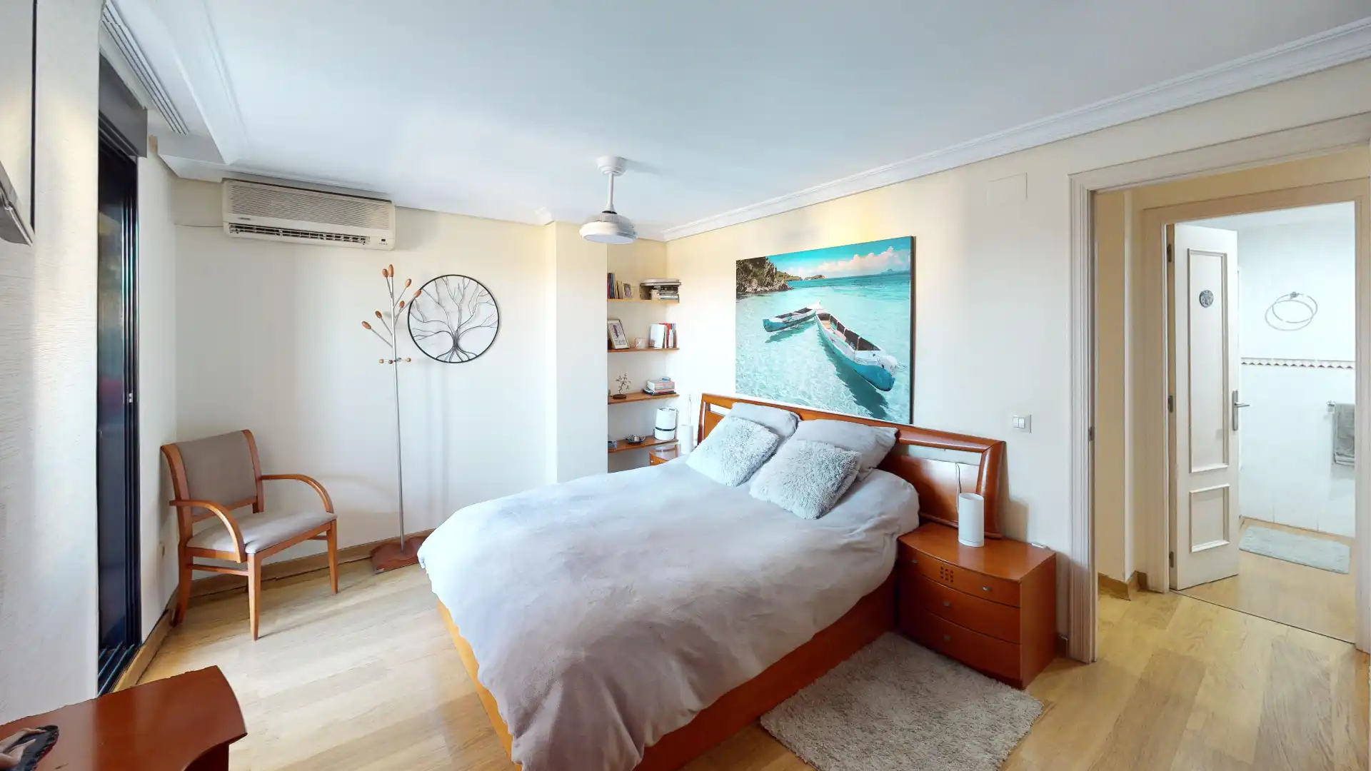 Habitación de Ático en venta en Benidorm con Aire acondicionado, Terraza y Trastero