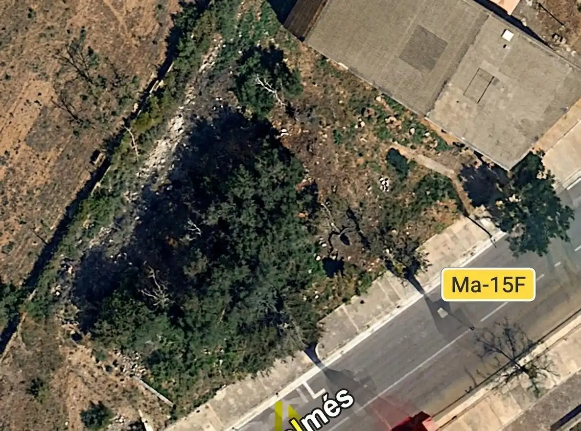 Terrenys i solars en venda a Carrer del Mossèn Galmes 123