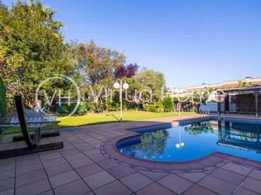 Villa avec piscine à vendre à Santa Susanna