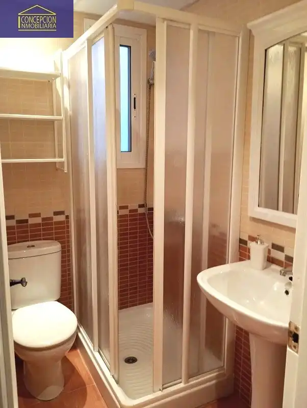 Baño de Piso de alquiler en Córdoba con Aire acondicionado, Calefacción y Amueblado