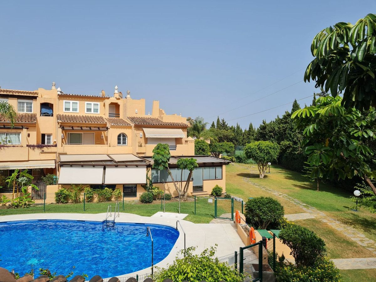 Jardín de Casa adosada en venta en Marbella con Aire acondicionado, Terraza y Amueblado