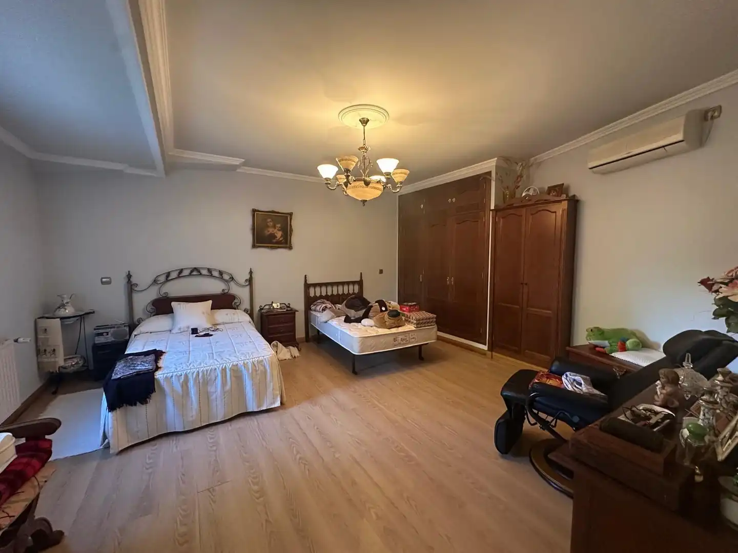 Habitación de Finca rústica en venta en Nuño Gómez con Aire acondicionado, Calefacción y Jardín privado