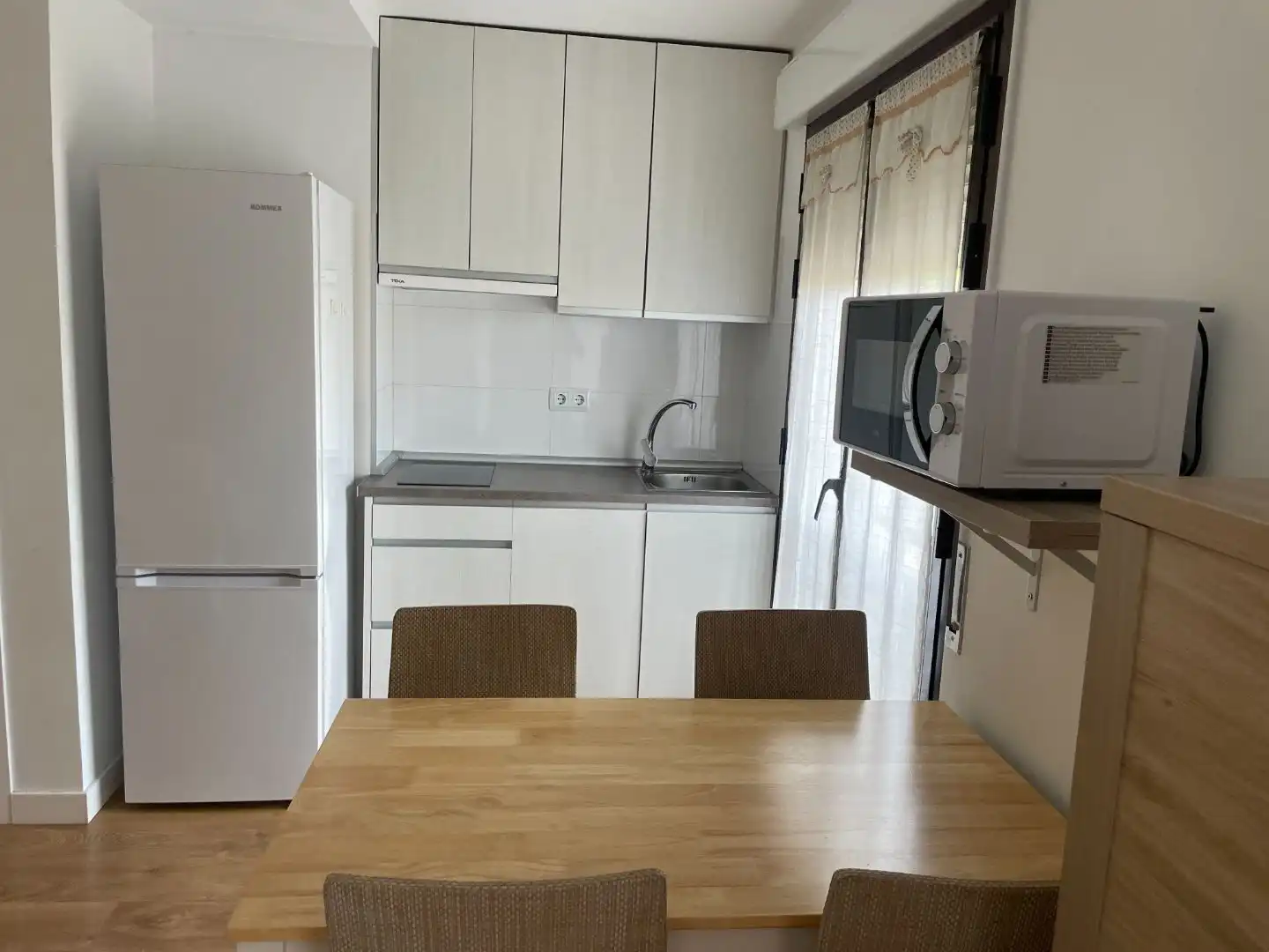 Küche von Wohnung zur Miete in Madrid mit Klimaanlage, Heizung und Privatgarten