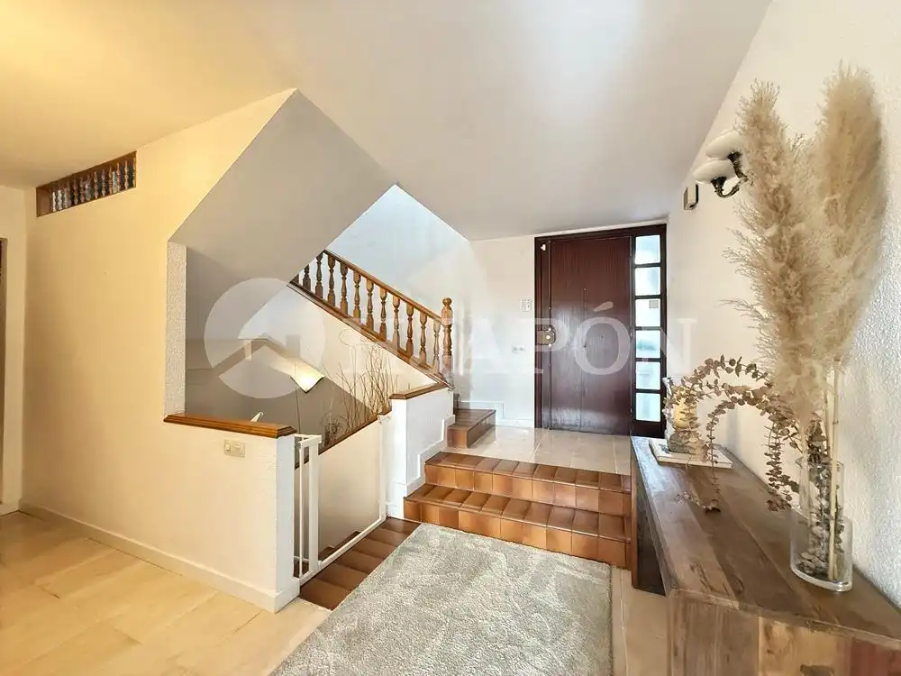 Houses for sale in Alella  with Air Conditioner, Heating and Private garden